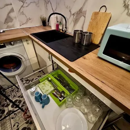 Charmant Studio Plus Apartament *