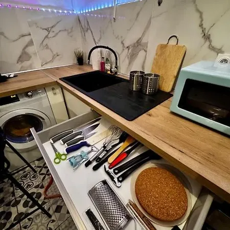 Apartament Charmant Studio Plus *